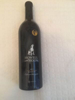 Howell at the Moon wine bottle